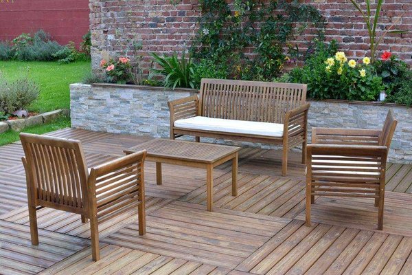 Bien entretenir ses meubles de jardin