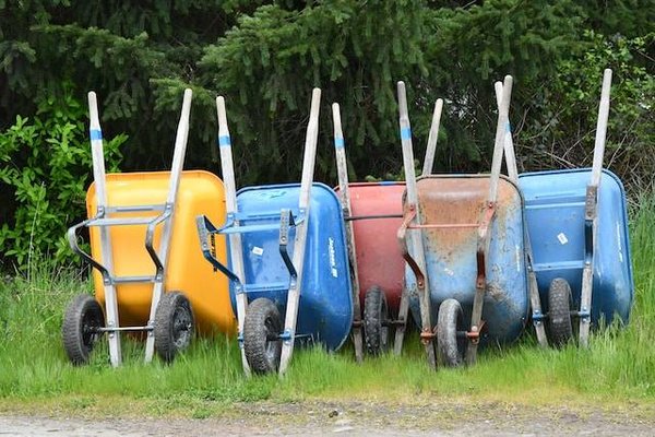 Les outils indispensables pour faciliter votre vie au jardin